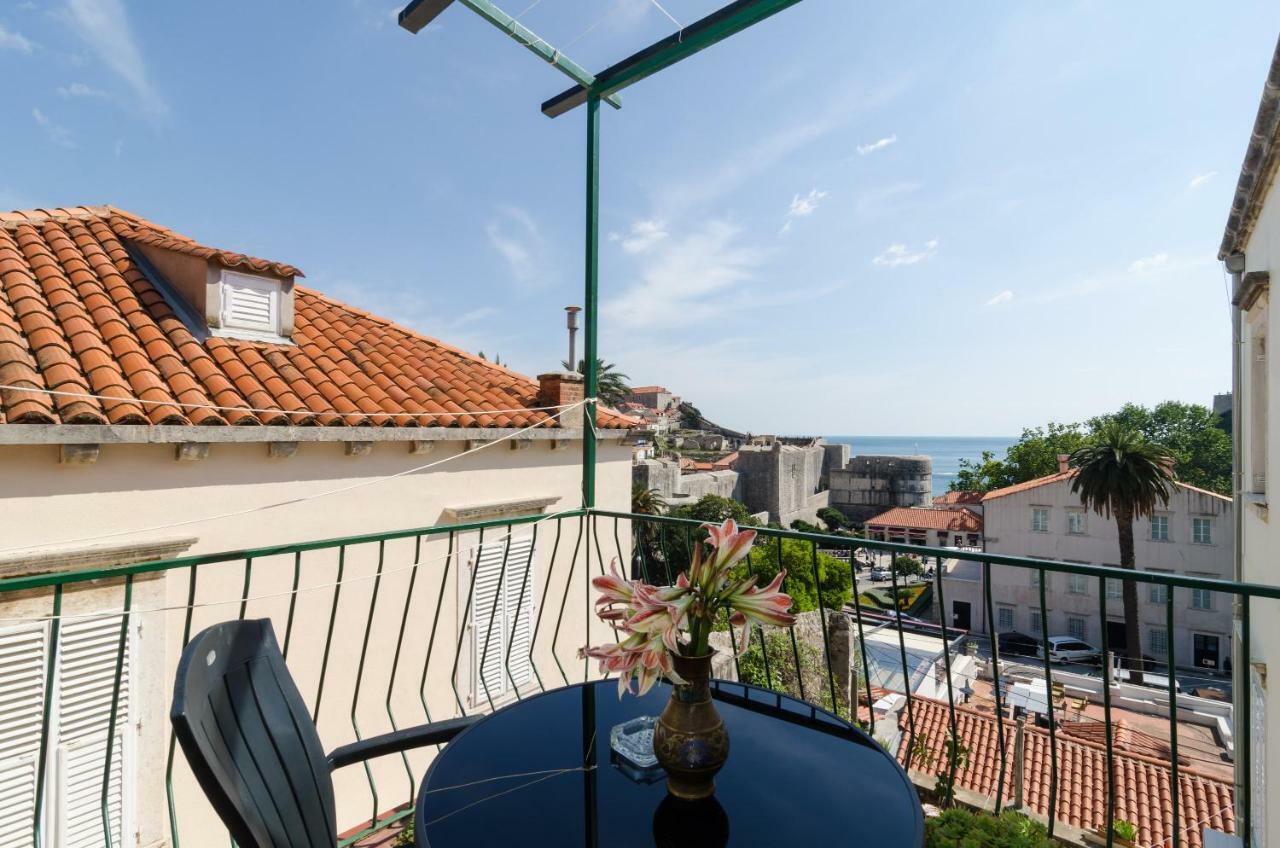 Entre Les Jardins Apartment